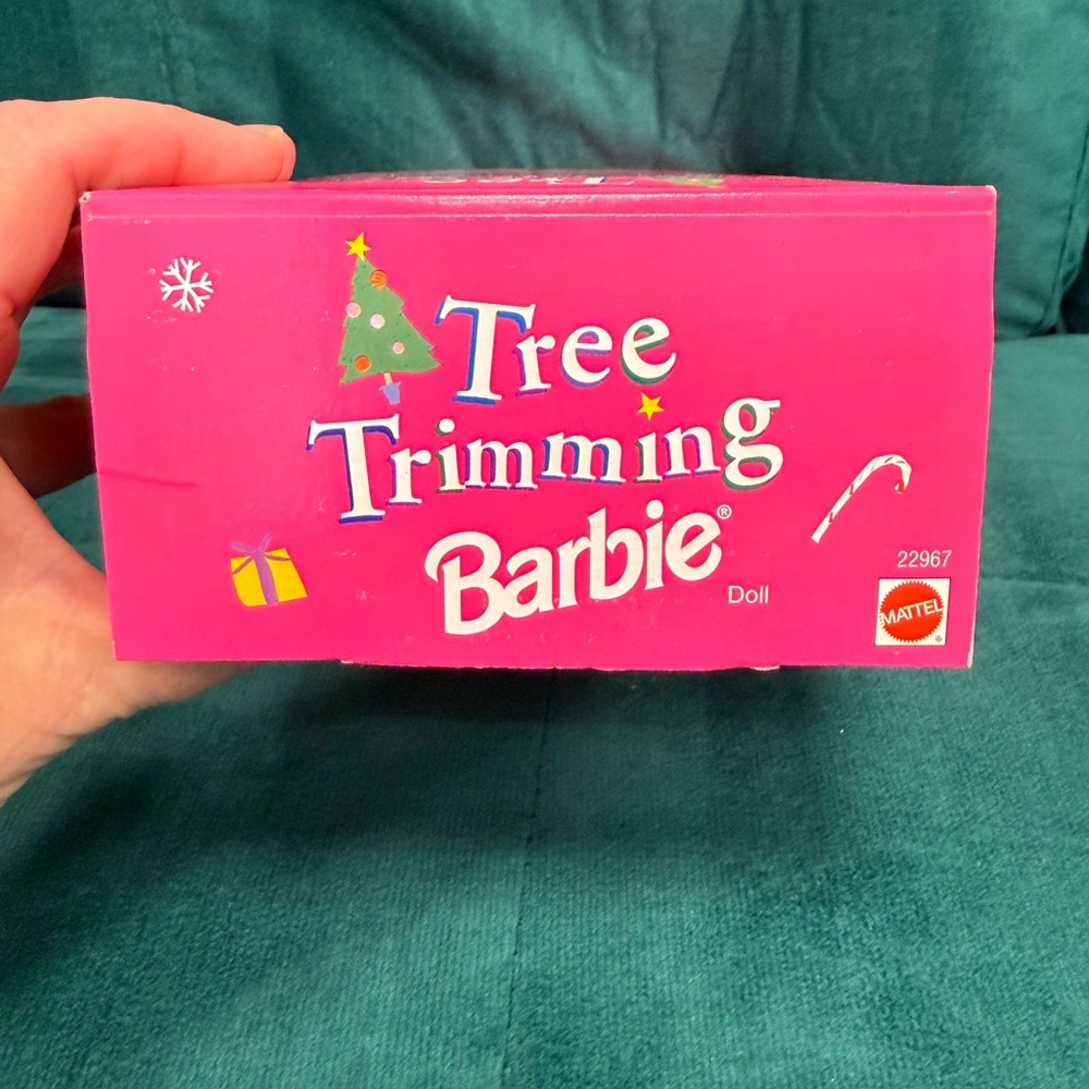 Barbie 1998 Tree Trimming Special Edition Doll - Picture 4 of 5